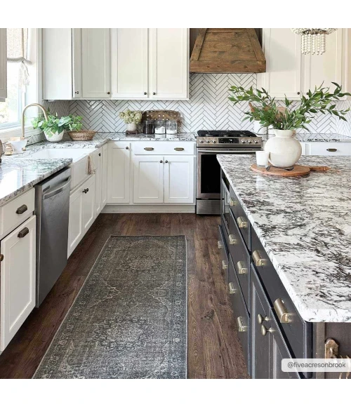 Hauteloom Greenpoint Beige GRNPN 2ft.7in.x4ft. Rect. Rug