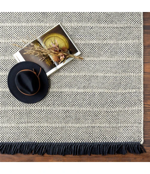 Hauteloom Alamea beige THRLD 5ft. x 7ft.6in. Rect. Rug