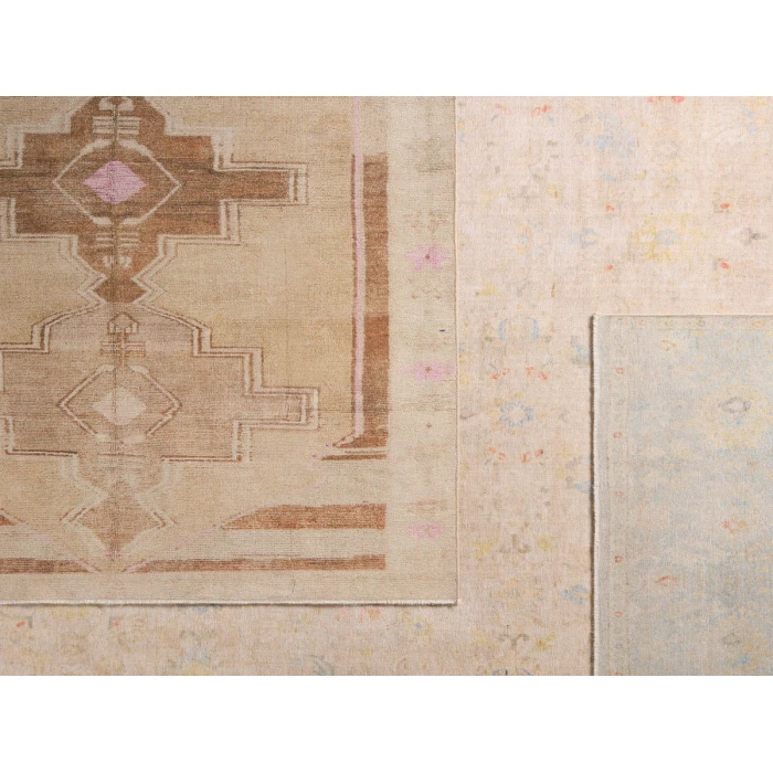 Jaipur Living Aaina Floral Cream/Blue Area Rug 6'X9'