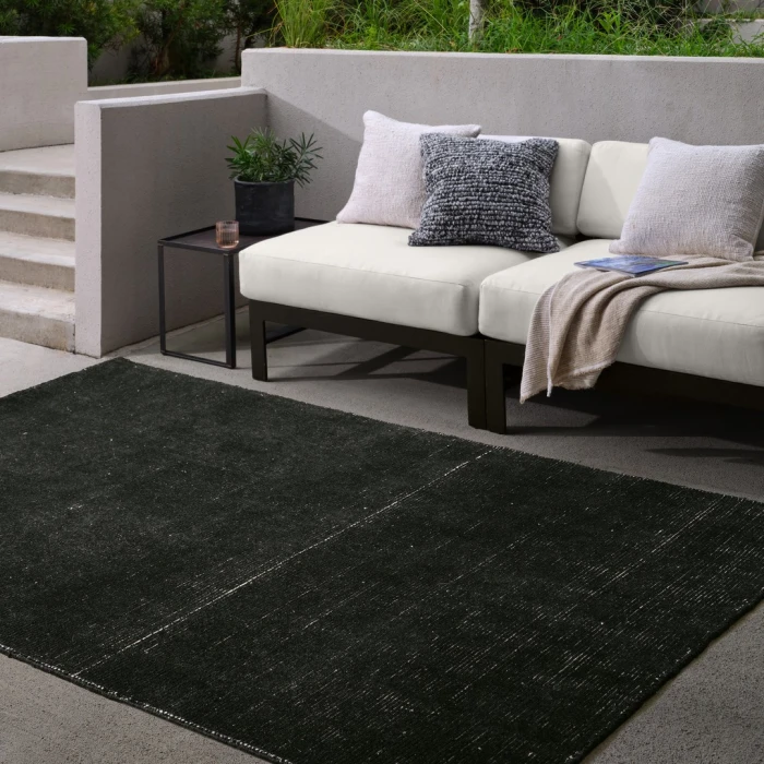 Jaipur Living Danan Handwoven Outdoor Solid Black Runner Rug (3'x10' Rnr)