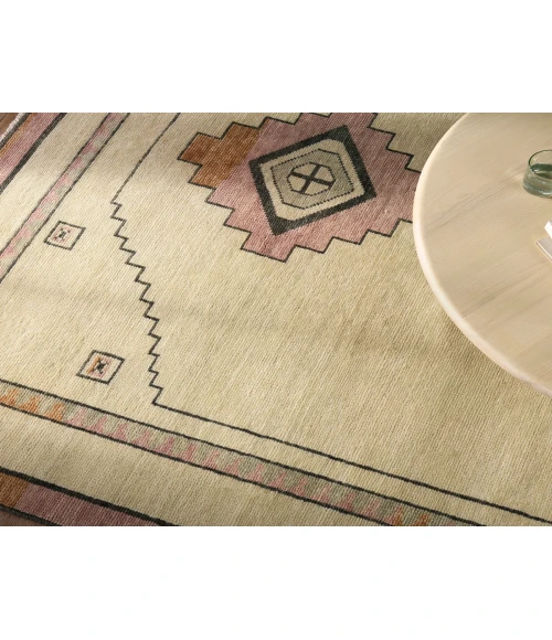Jaipur Living Cyprus Cream CYP04 6 ft. X 9 ft. Rectangle Rug