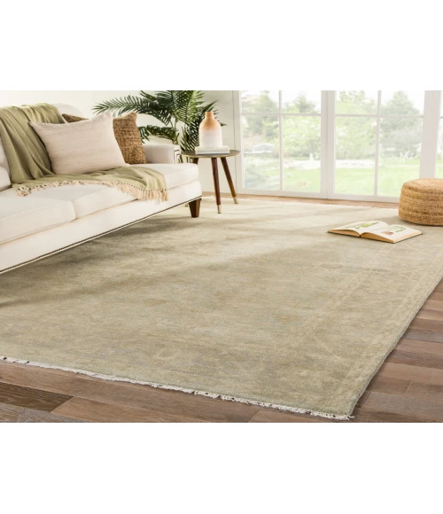 Jaipur Living Eloquent Gray ELQ01 2 ft. 6 in. X 8 ft. Rnr Runner Rug