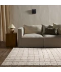 Jaipur Living Jaida White JID22 2 ft. 5 in. X 10 ft. Rnr Runner Rug