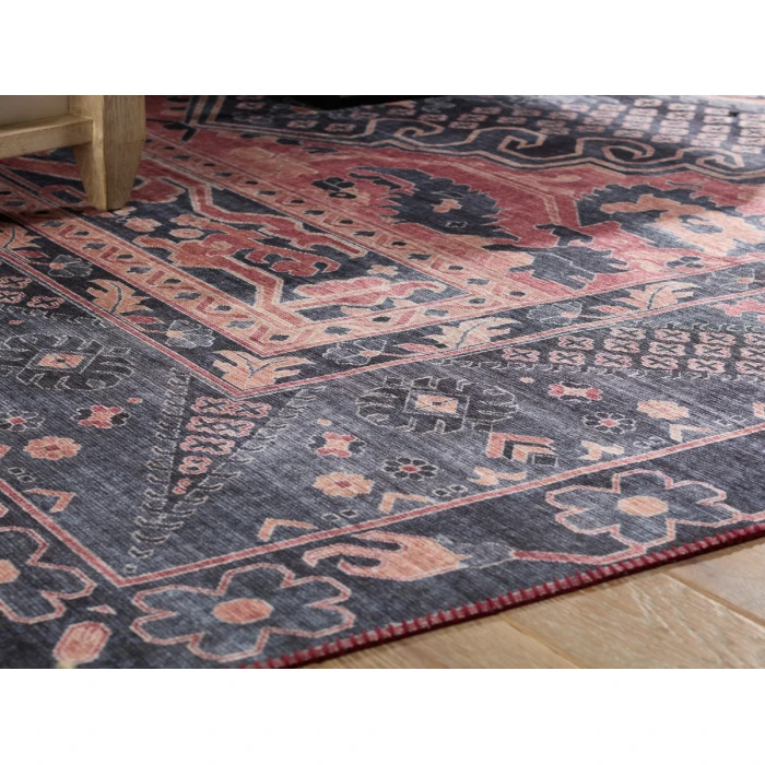 Nikki Chu by Jaipur Living Issa Medallion Dark Blue/ Pink Area Rug (6'X9')