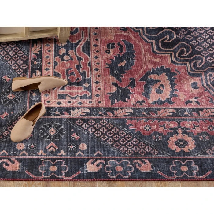 Nikki Chu by Jaipur Living Issa Medallion Dark Blue/ Pink Area Rug (6'X9')