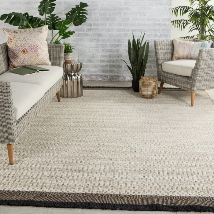 Jaipur Living Mosaic White MOS02 18 in. Swatch Square Rug
