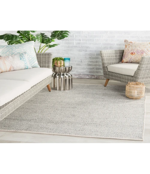 Jaipur Living Lamanda Indoor/ Outdoor Solid Light Gray/ Ivory Area Rug (8'X10')