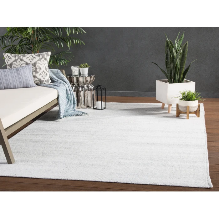 Jaipur Living Limon Indoor/ Outdoor Solid White Area Rug (2'X3')