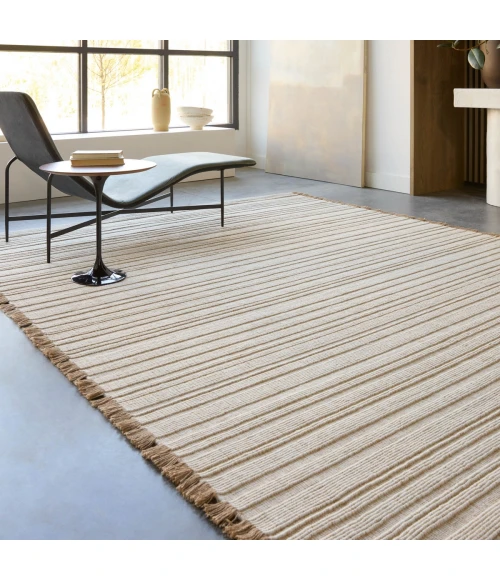 Jaipur Living Tienne White TIE01 2 ft. 6 in. X 8 ft. Rnr Runner Rug