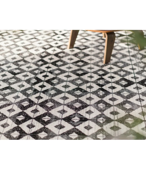 Jaipur Living Tessera By Verdehome Black TSS03 3 ft. X 10 ft. Rnr Runner Rug