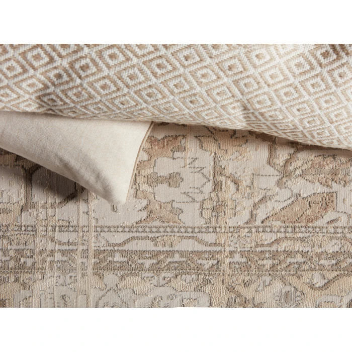 Jaipur Living Valentin Oriental Cream/ Light Gray Area Rug (7'10"X10'10")