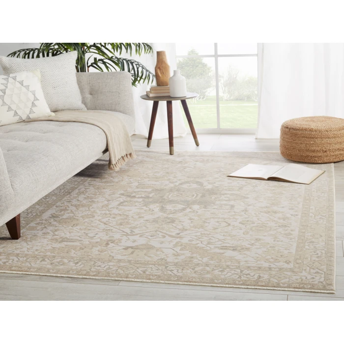 Jaipur Living Lucien Medallion Cream/ Light Gray Area Rug (5'X7'6")
