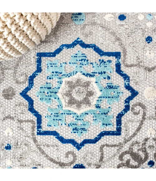 Mediterranean Medallion Blue/Gray 5' Square Indoor/Outdoor Area Rug
