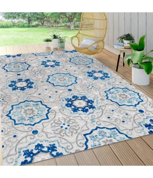 Mediterranean Medallion Blue/Gray 3 ft. x 5 ft. Indoor/Outdoor Area Rug