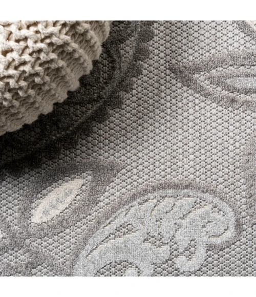 Julien Paisley High-Low Light Gray/Ivory 2 ft. x 8 ft. Indoor/Outdoor Runner Rug