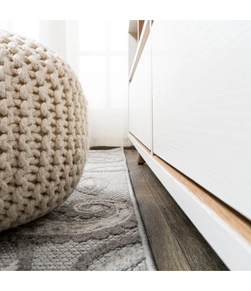 Julien Paisley High-Low Light Gray/Ivory 2 ft. x 8 ft. Indoor/Outdoor Runner Rug