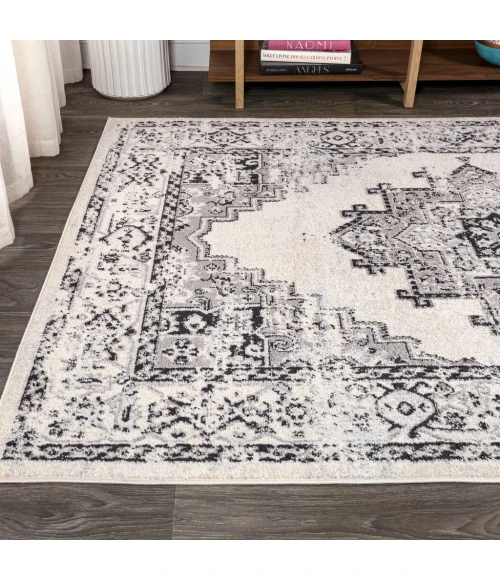 Inigo Cottage Medallion Dark Gray/Cream 4 ft. x 6 ft. Area Rug