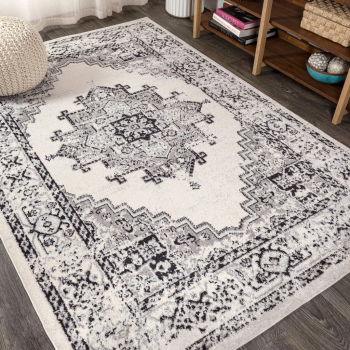 Inigo Cottage Medallion Dark Gray/Cream 4 ft. x 6 ft. Area Rug