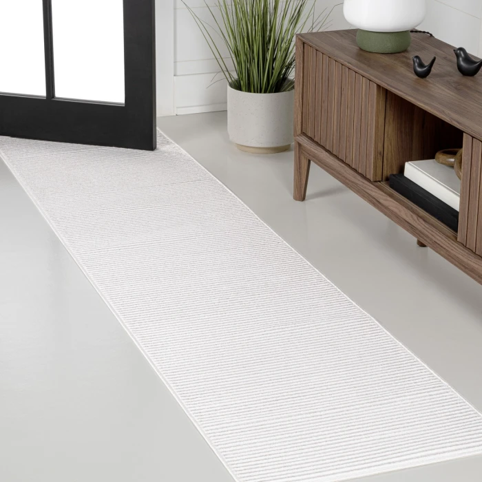 Jonathan Y CARMEL White CAR101C 2ft. X 8ft. Rect. Rug