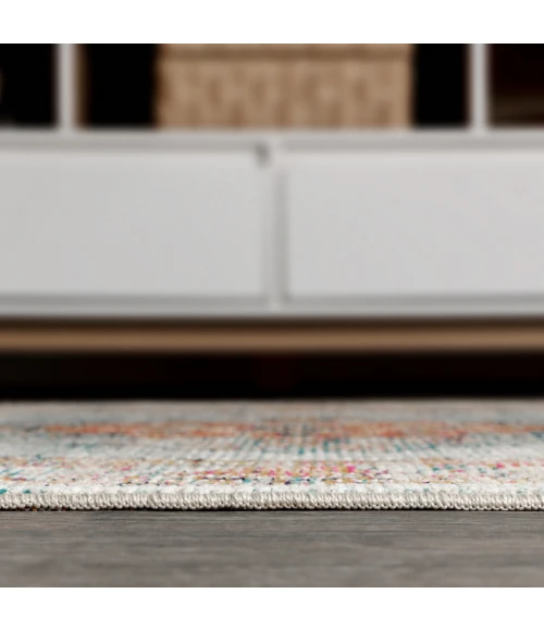 Cadiz Vintage Medallion Coral/Turquoise 5 ft. x 8 ft. Area Rug