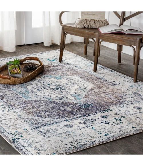 Ankara Vintage Medallion Gray/Ivory 5 ft. x 8 ft. Area Rug