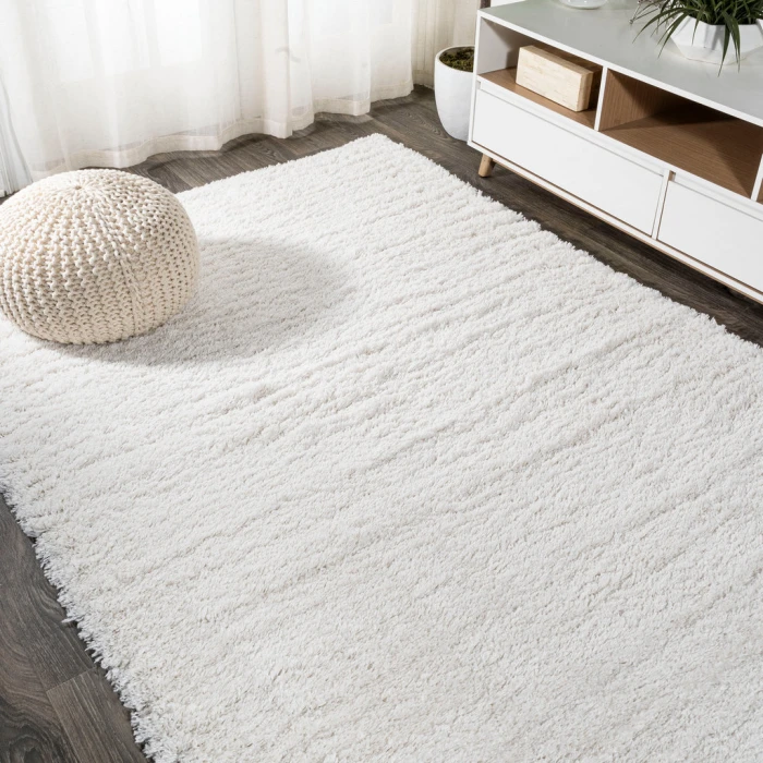 Groovy Solid Shag White 3 ft. x 5 ft. Area Rug