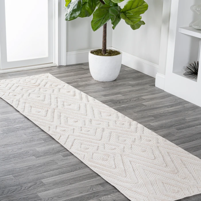 Balansat Moroccan Diamond Ivory 2 ft. x 8 ft. Indoor/Outdoor Runner Rug