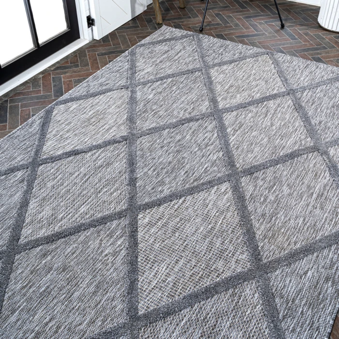 Salines Diamond Trellis Dark Gray 8 ft. x 10 ft. Indoor/Outdoor Area Rug
