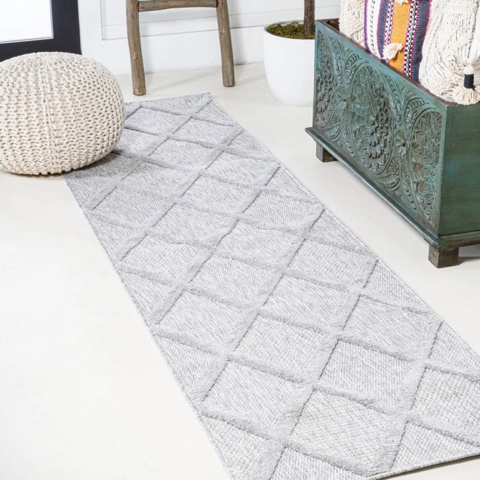 Salines Diamond Trellis Light Gray 2 ft. x 8 ft. Indoor/Outdoor Runner Rug