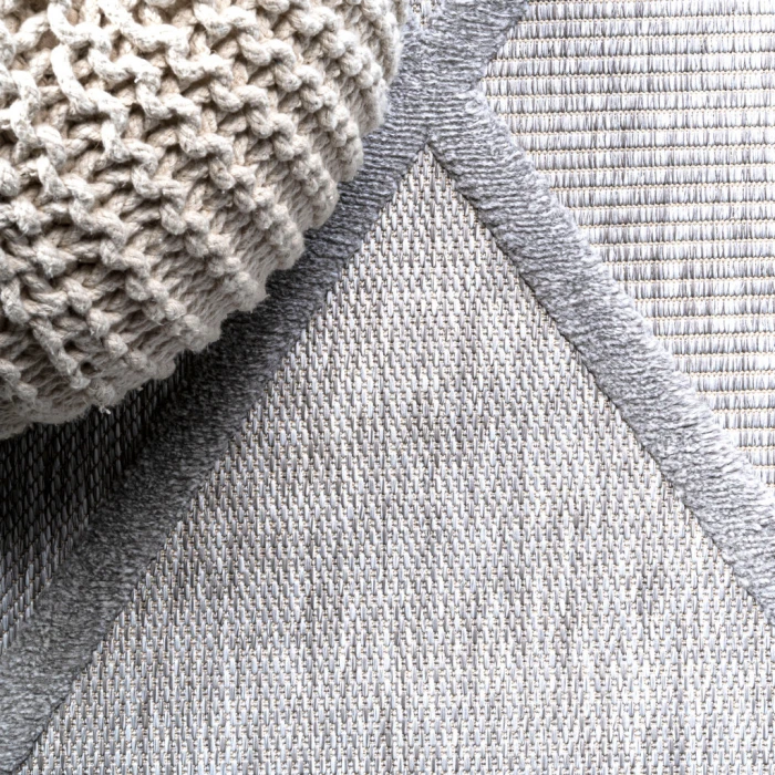 Salines Diamond Trellis Light Gray 5' Square Indoor/Outdoor Area Rug