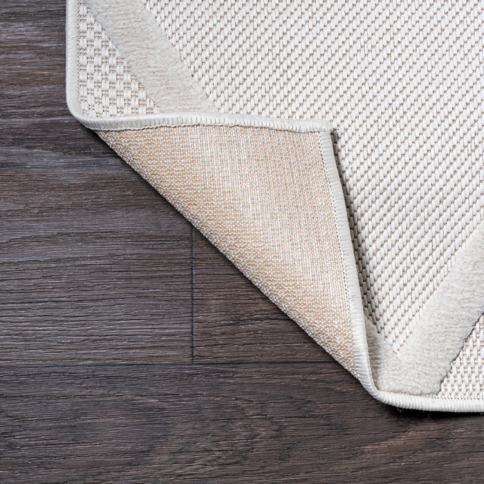 Salines Diamond Trellis Ivory 2 ft. x 8 ft. Indoor/Outdoor Runner Rug