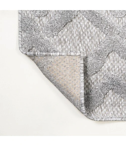 Peralta Moroccan Diamond Light Gray 5' Round Indoor/Outdoor Area Rug