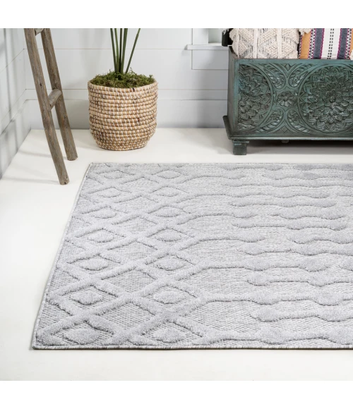 Peralta Moroccan Diamond Light Gray 3 ft. x 5 ft. Indoor/Outdoor Area Rug