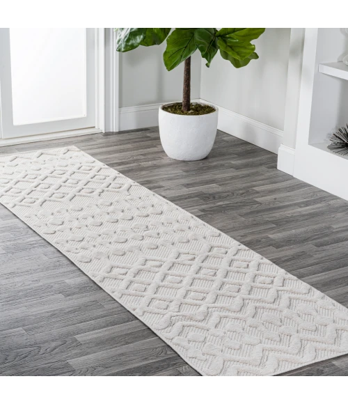 Peralta Moroccan Diamond Ivory 2 ft. x 8 ft. Indoor/Outdoor Runner Rug