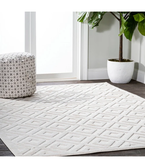 Portmany Neutral Diamond Trellis Ivory 5 ft. x 8 ft. Indoor/Outdoor Area Rug