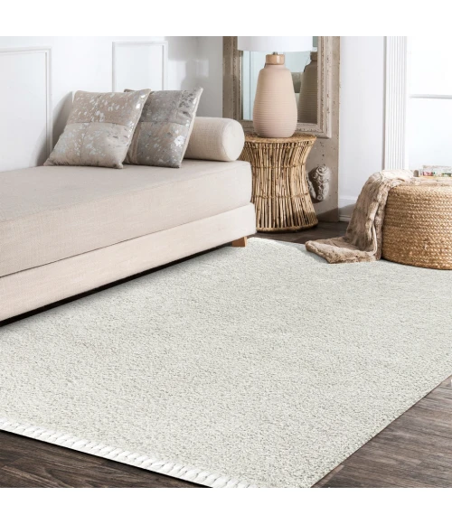 Mercer Shag Plush Tassel White 5 ft. x 8 ft. Area Rug