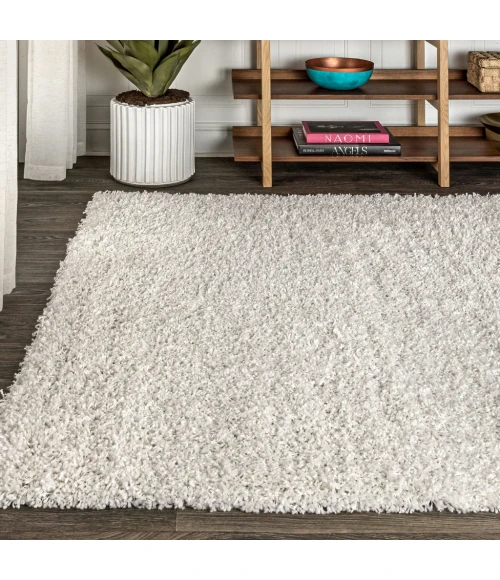 Mercer Shag Plush White 5 ft. x 8 ft. Area Rug