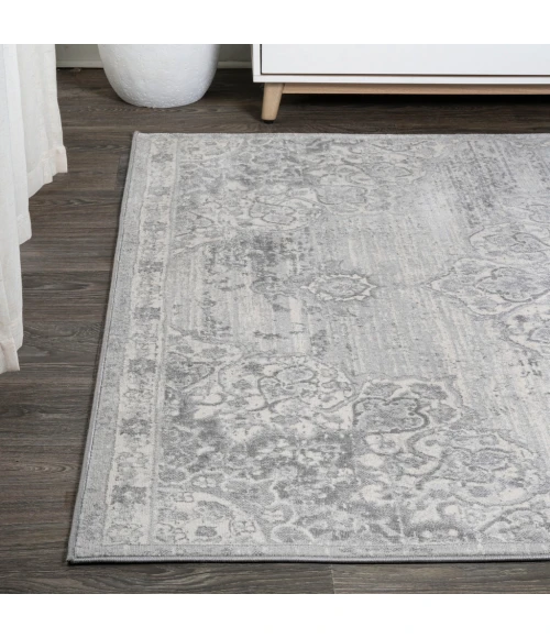 Modern  Vintage Moroccan Medallion Light Gray 8 ft. x 10 ft. Area Rug