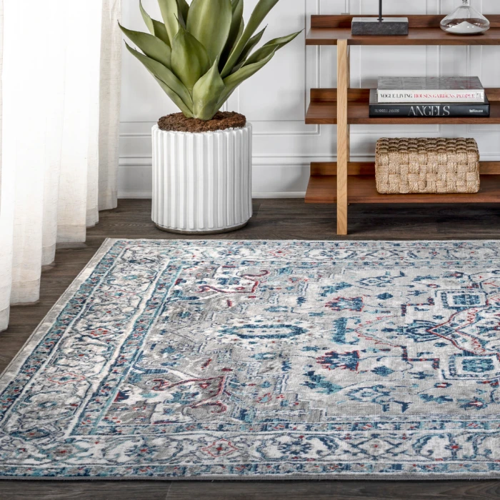 Modern  Vintage Medallion Light Grey/Blue 4 ft. x 6 ft. Area Rug