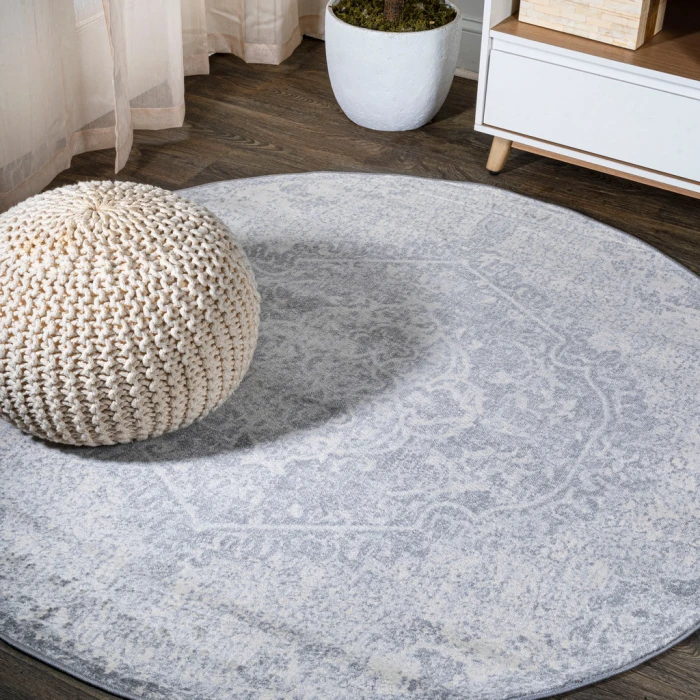 Modern  Vintage Medallion Gray/Ivory 5' Round Area Rug