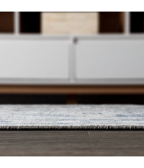 Modern  Vintage Medallion Light Grey/Navy 4 ft. x 6 ft. Area Rug