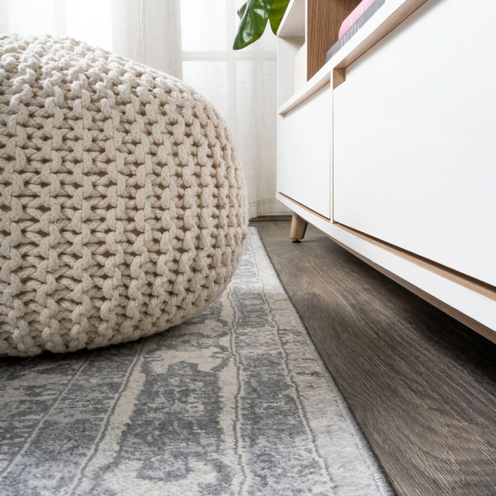Modern  Vintage Medallion Light Gray/Ivory 6' Square Area Rug