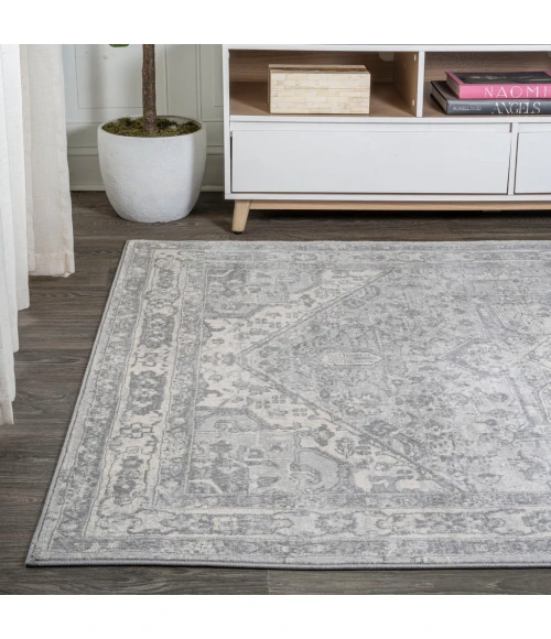 Modern  Vintage Medallion Light Gray/Ivory 3 ft. x 5 ft. Area Rug