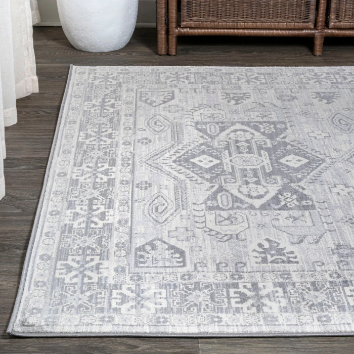 Modern  Vintage Medallion Light Gray 3 ft. x 5 ft. Area Rug