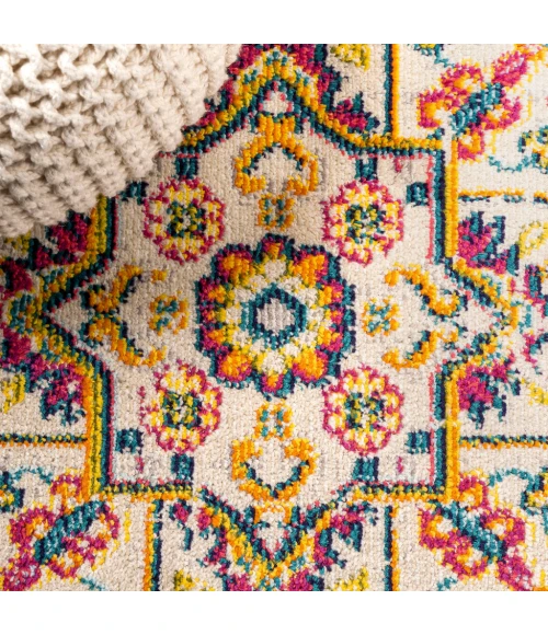 Brooklyn Geometric Medallion Beige/Ivory 5 ft. x 8 ft. Area Rug