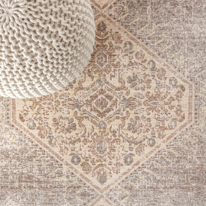 Lila Modern Tribal Medallion Gray/Ivory 3 ft. x 5 ft. Area Rug