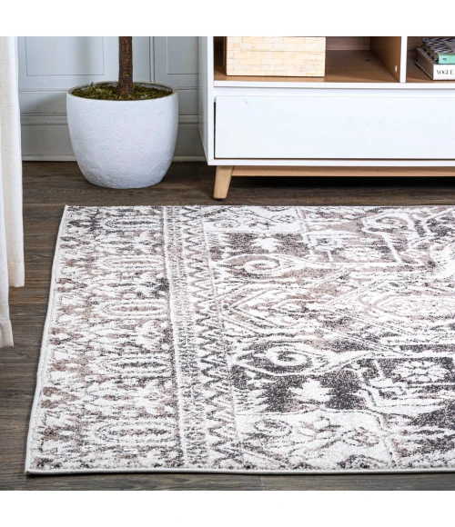 Scala Grand Medallion Ornate Brown/Ivory 8 ft. x 10 ft. Area Rug