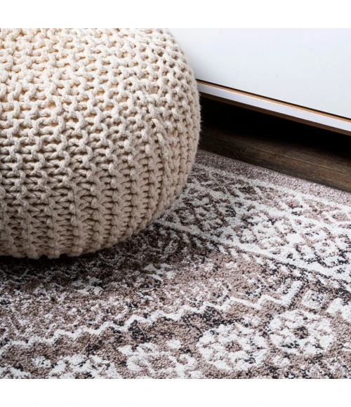 Boho Cottage Medallion Brown/Ivory 2 ft. x 8 ft. Runner Rug