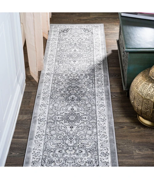 Palmette Modern Persian Floral Gray/Ivory 2 ft. x 8 ft. Runner Rug