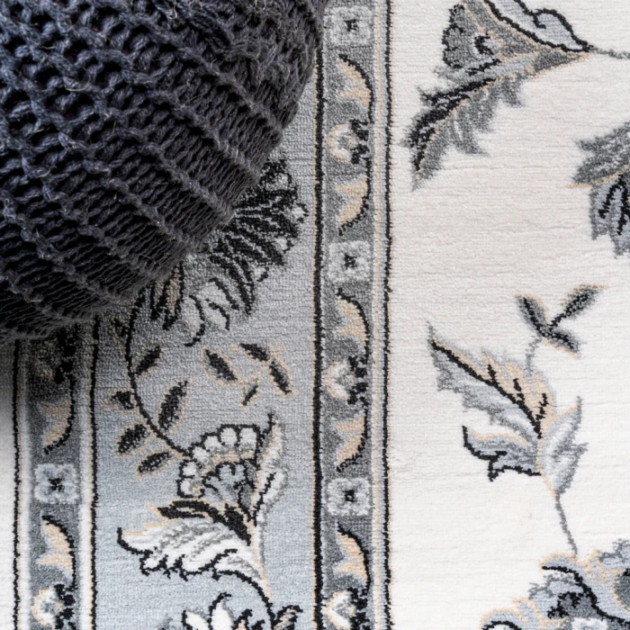 Cherie French Cottage Cream/Light Gray 5 ft. x 8 ft. Area Rug